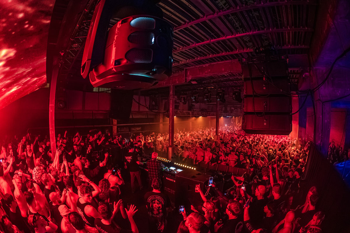 Loading... just a sec